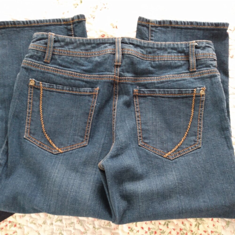 Bundle of 3 Capri jeans, size 6 - Picture 7 of 16